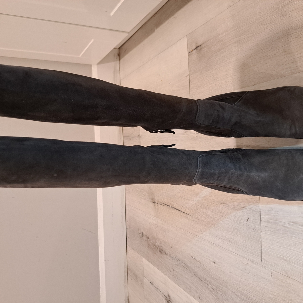 Aquatalia Black Over the Knee Boots Sleek Design